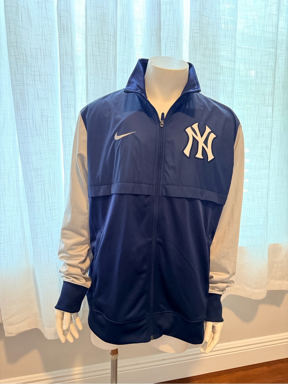 NWT Nike New York Yankees MLB Track Jacket Navy White Men’s XL